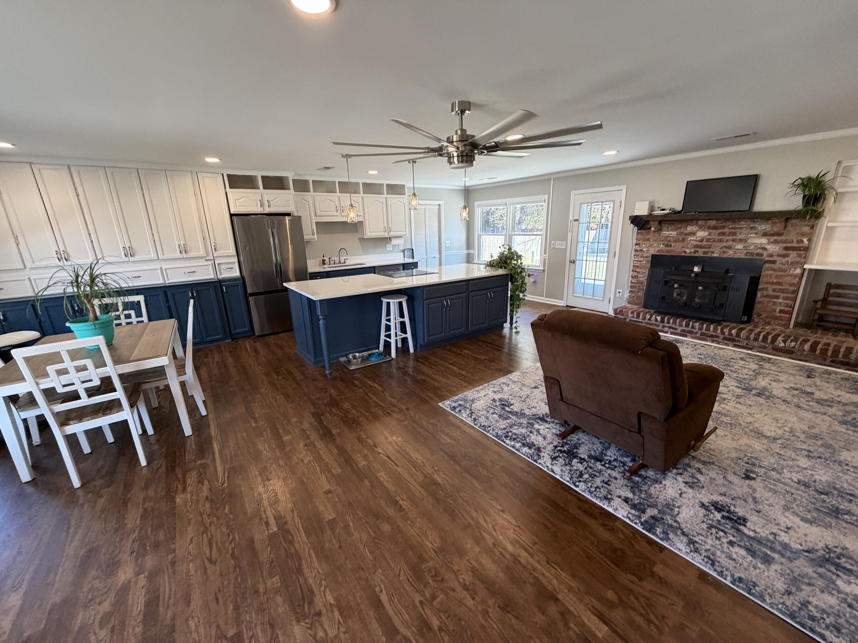 107 Myer Lane