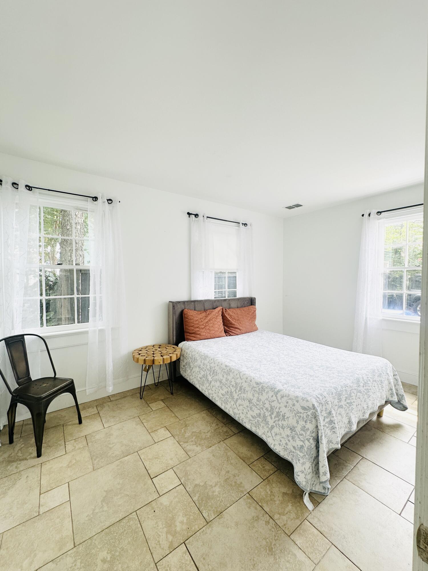 4 Bogard Street
