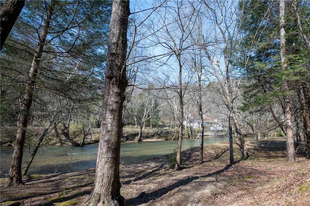 669 Riverfront Drive