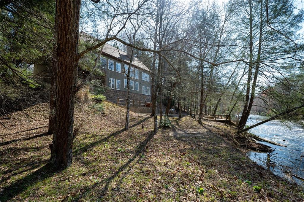 669 Riverfront Drive