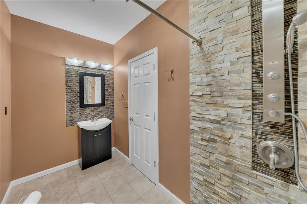 1232 Whitshire Way Unit 1232