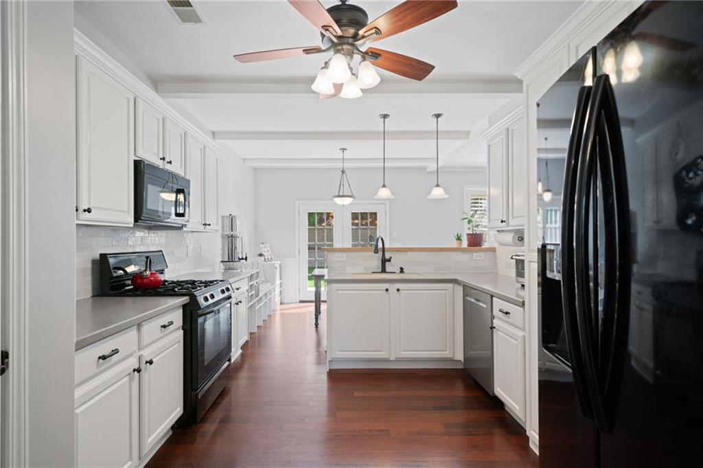 700 Mill Creek Cove