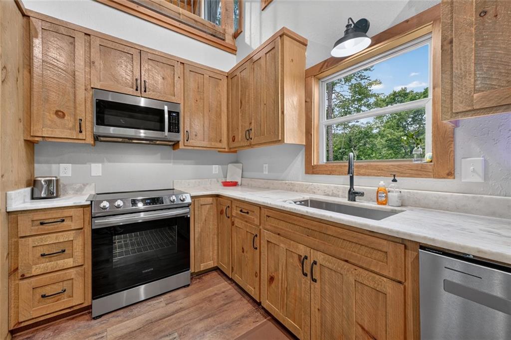 232 Ridge Oaks Way