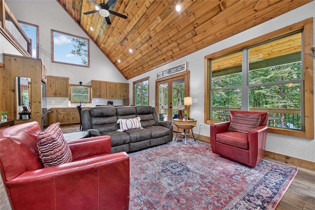 232 Ridge Oaks Way