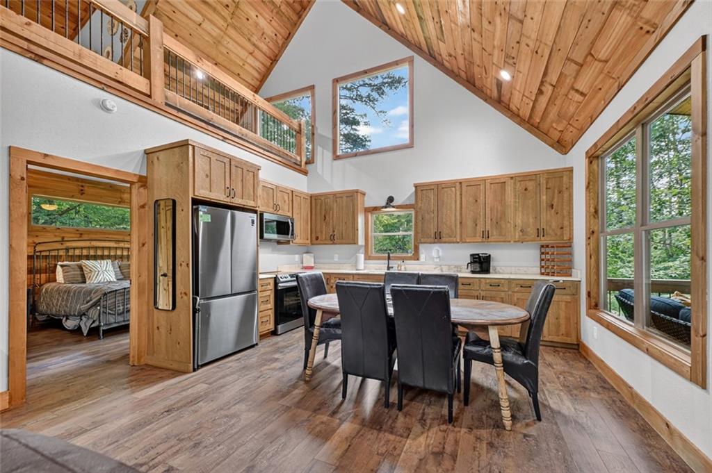 232 Ridge Oaks Way
