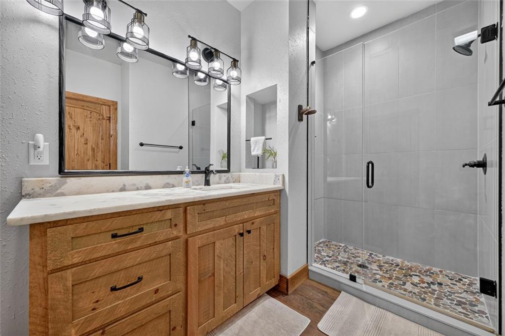 232 Ridge Oaks Way