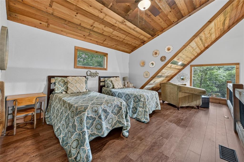 232 Ridge Oaks Way