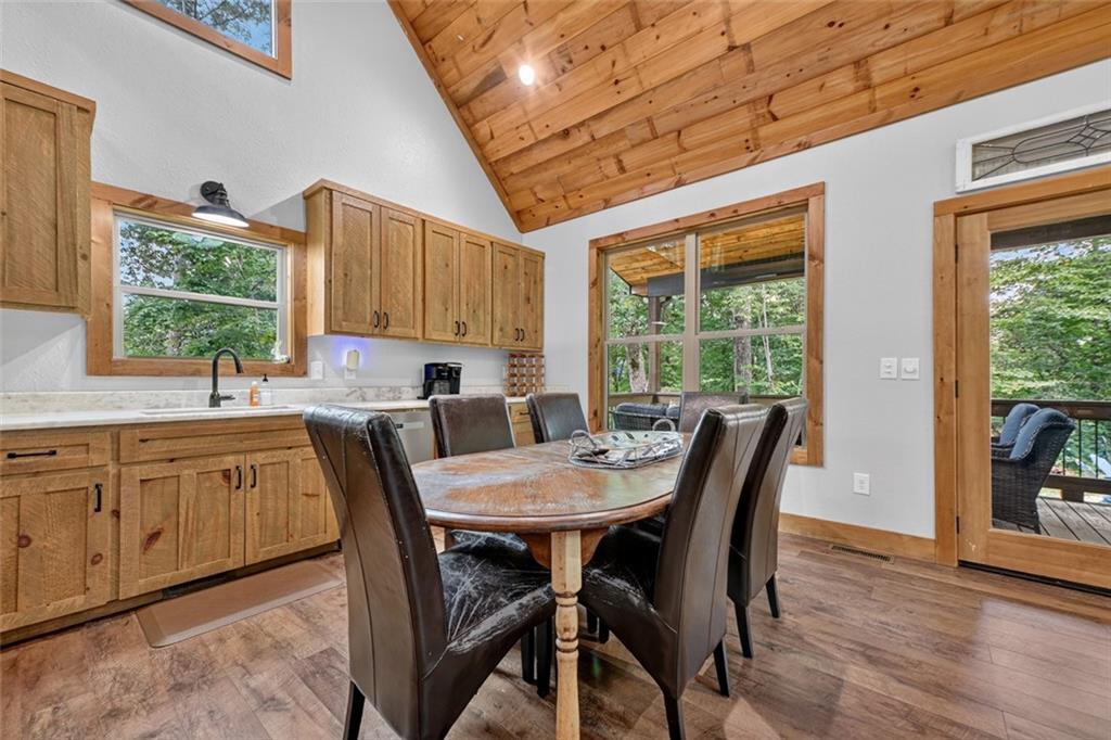 232 Ridge Oaks Way
