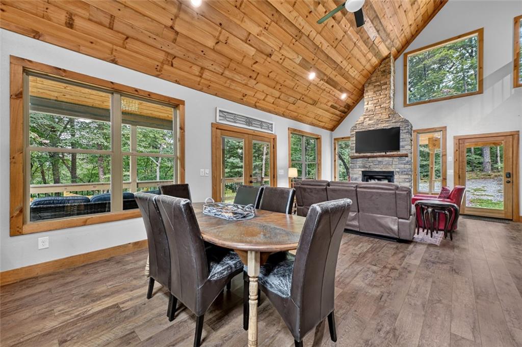 232 Ridge Oaks Way