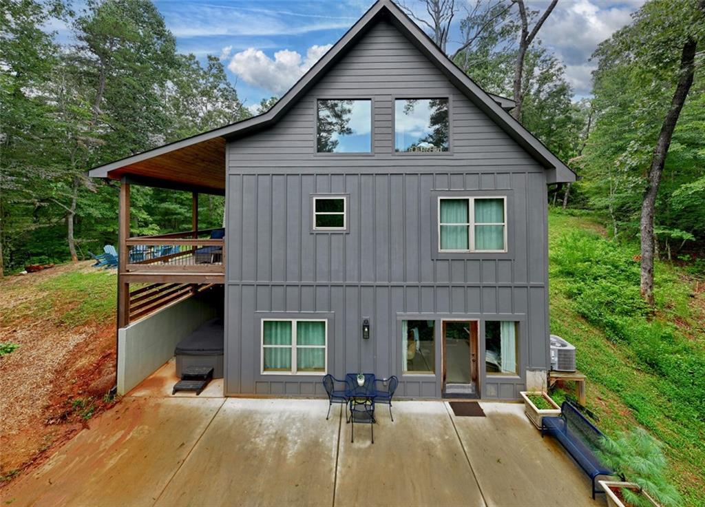 232 Ridge Oaks Way