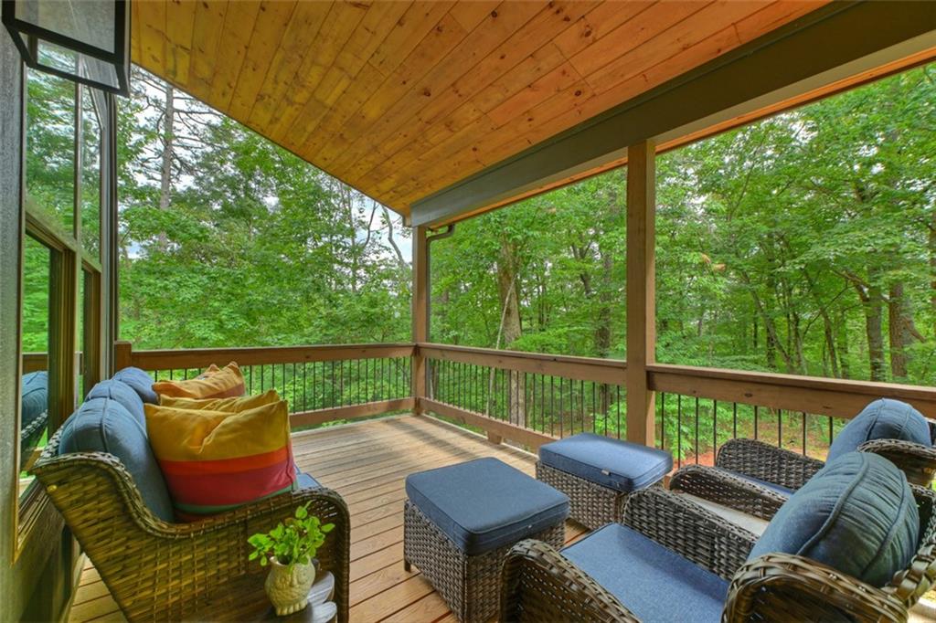 232 Ridge Oaks Way