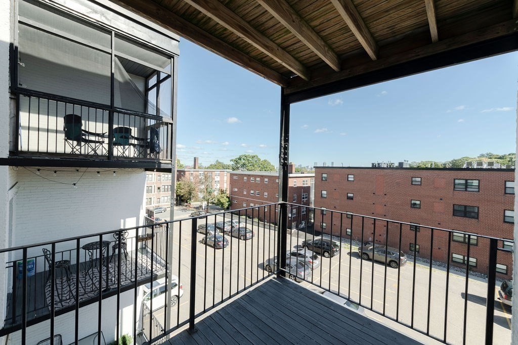 1504 Commonwealth # 6G