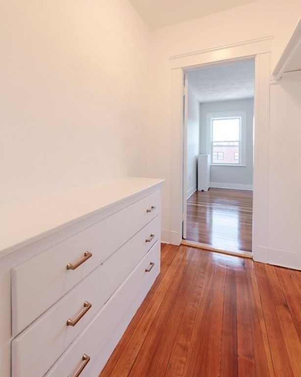 1504 Commonwealth # 6G