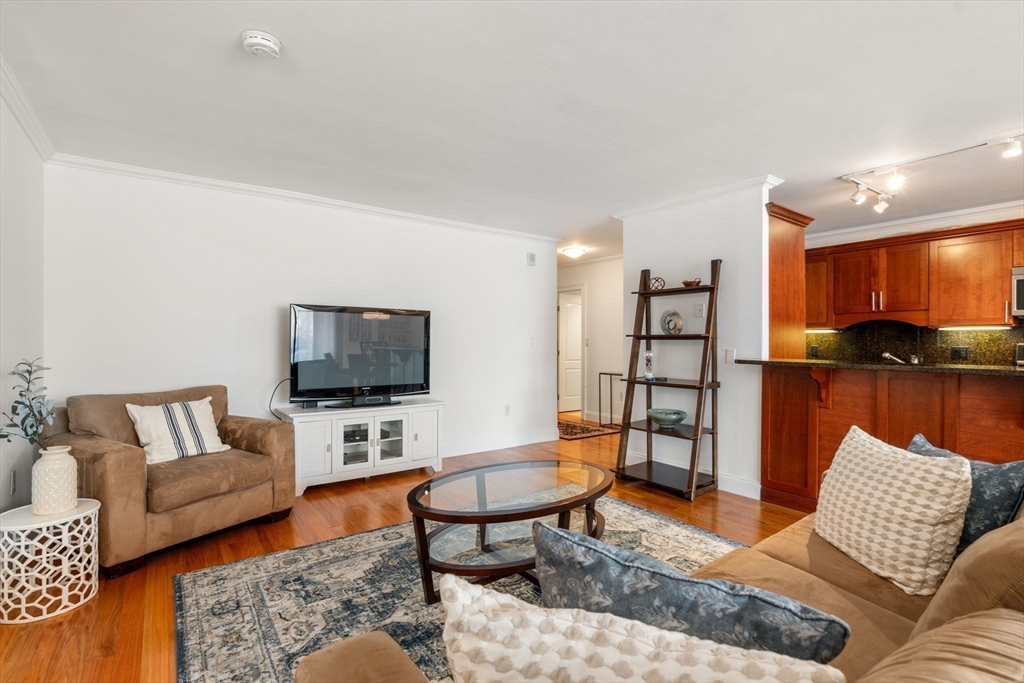 50 Longwood Ave # 214