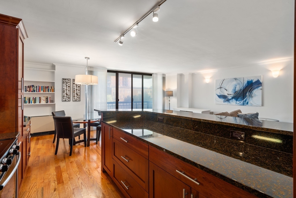 50 Longwood Ave # 214