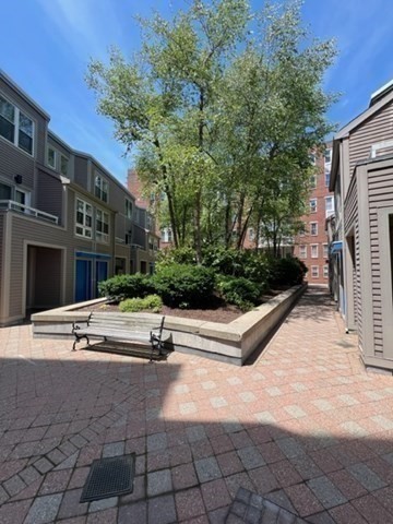 2 Chestnut St Unit: PH51