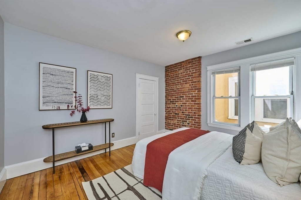 379 Walden # 5
