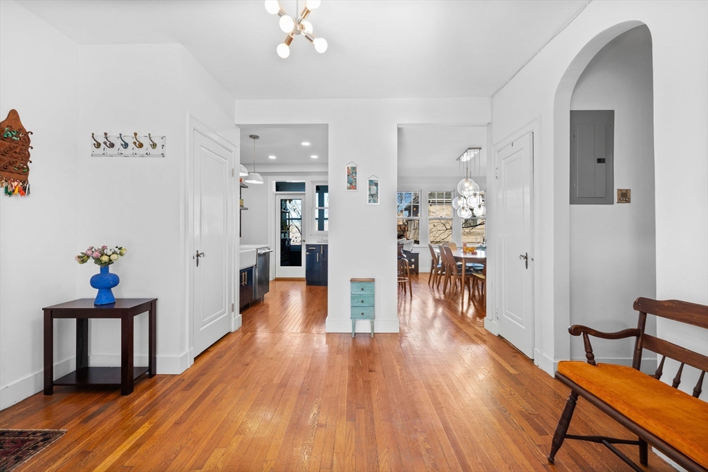 325 Tappan Street # 4