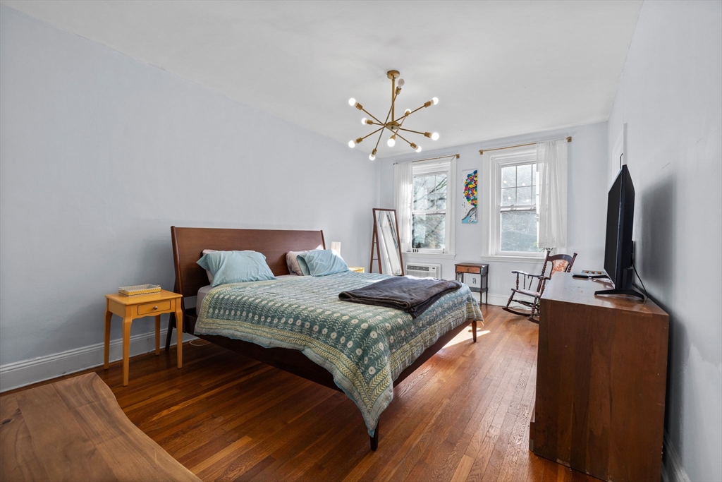 325 Tappan Street # 4
