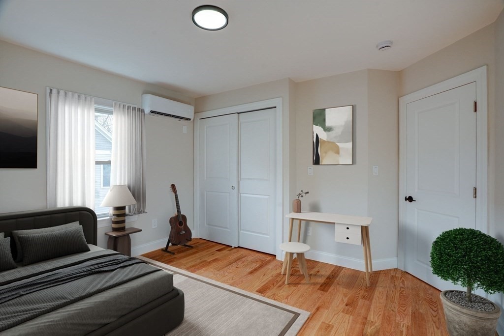 28 Williams St