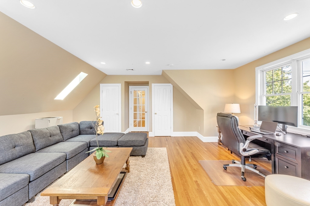 131 Westmoor