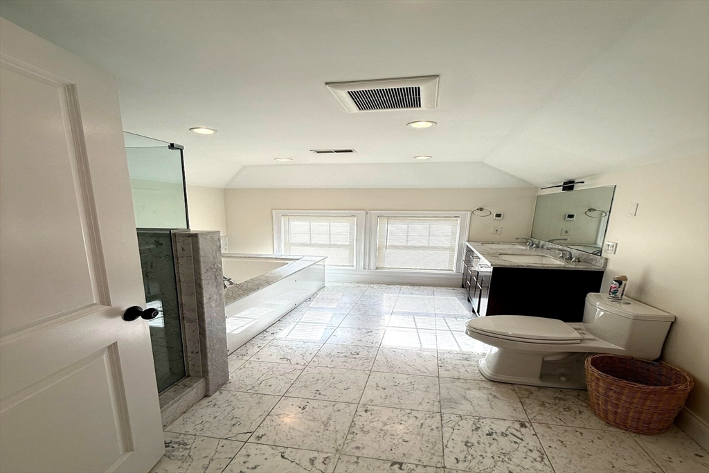 195 Savin Hill Ave # 2