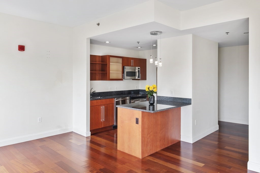 17 Otis St. # 502