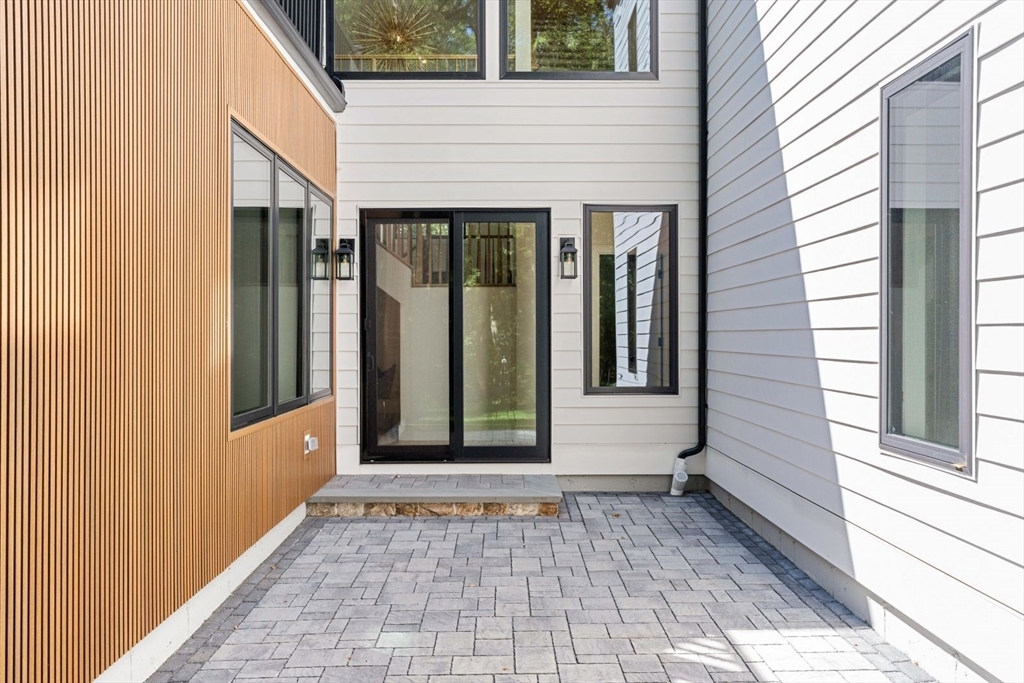 48 Sherburne Rd