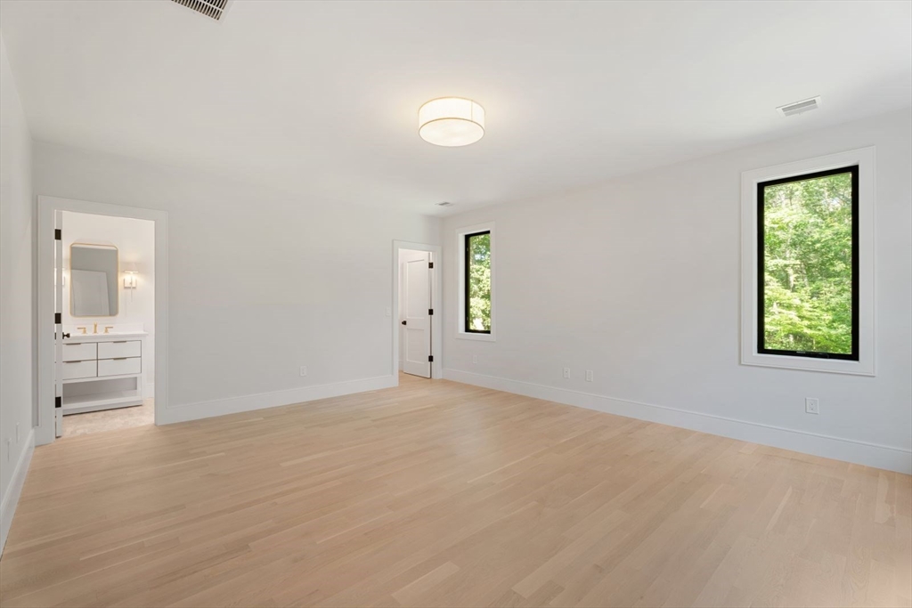 48 Sherburne Rd