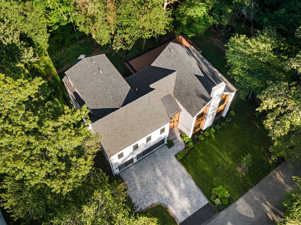 48 Sherburne Rd