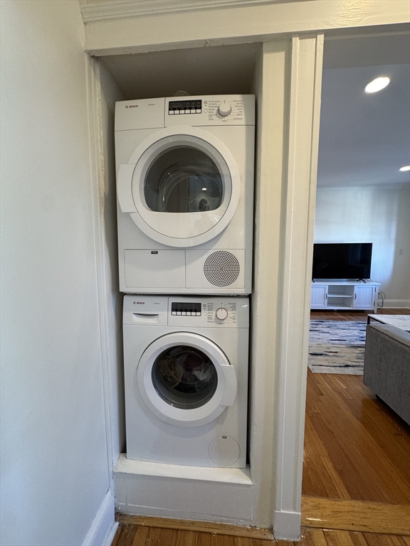 2035 Commonwealth Avenue # 12 Unit: #12