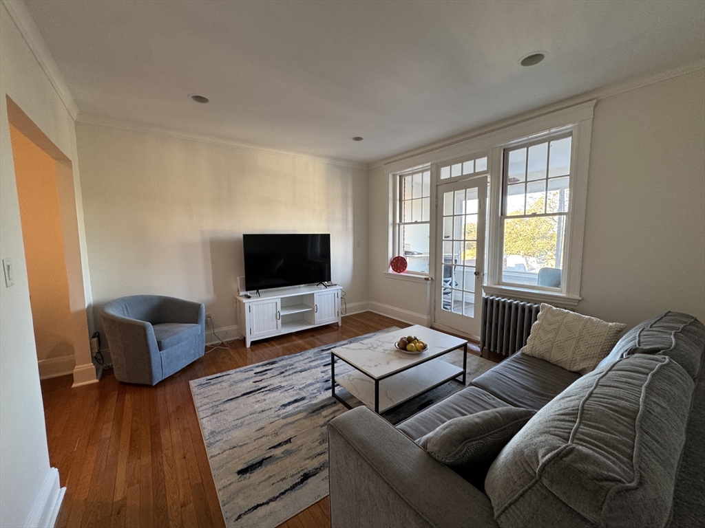 2035 Commonwealth Avenue # 12 Unit: #12