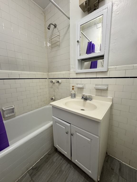 97 Chester Street # B4