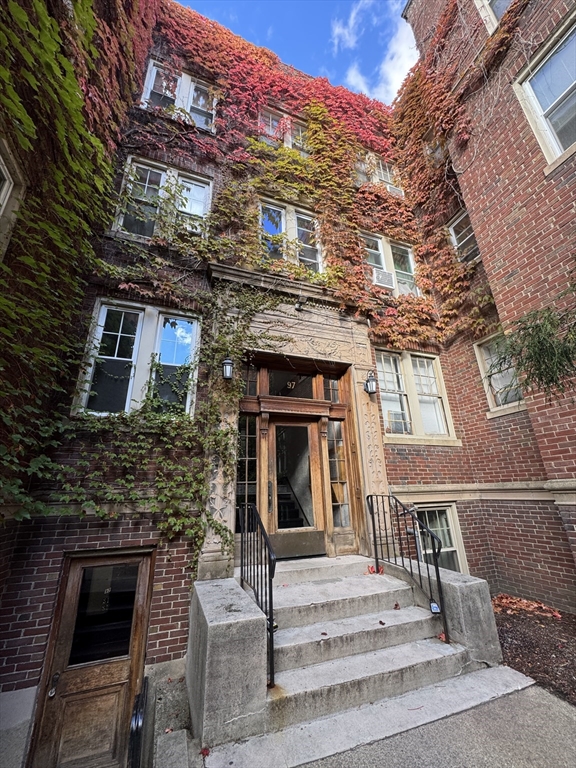 97 Chester Street # B4