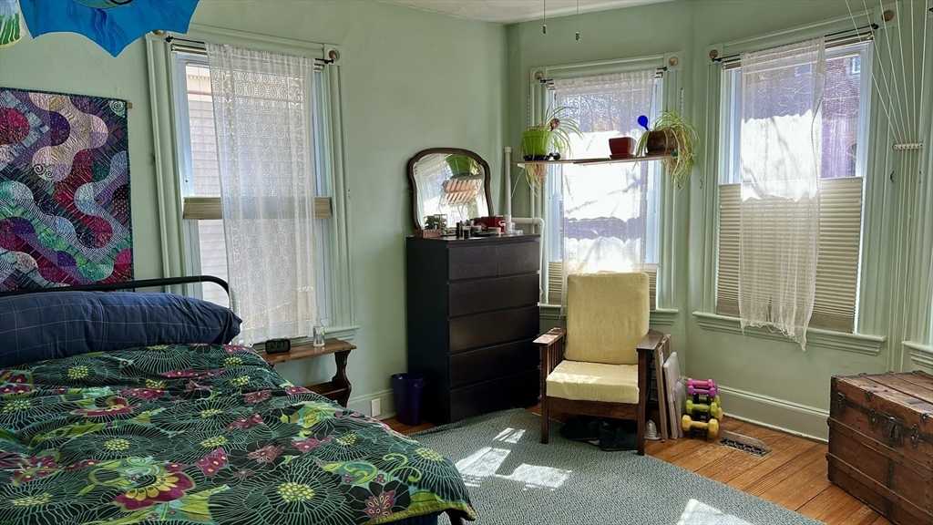 81 Francis Street # 2