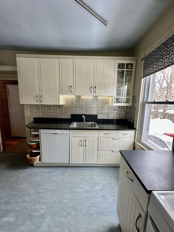 81 Francis Street # 2