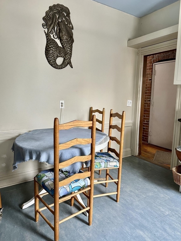 81 Francis Street # 2