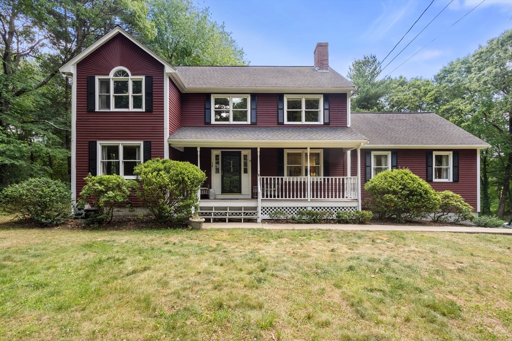 6 Nicholas Dr