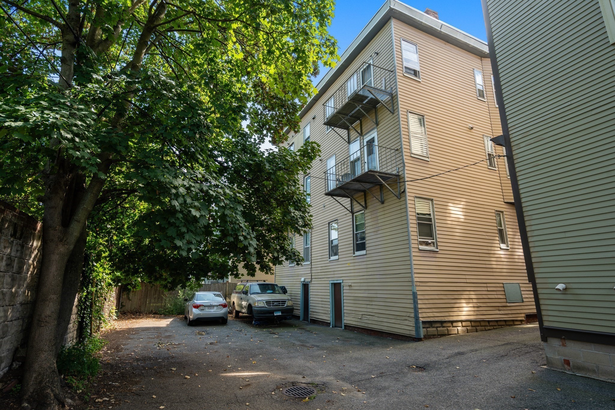 83 Francis St # 5