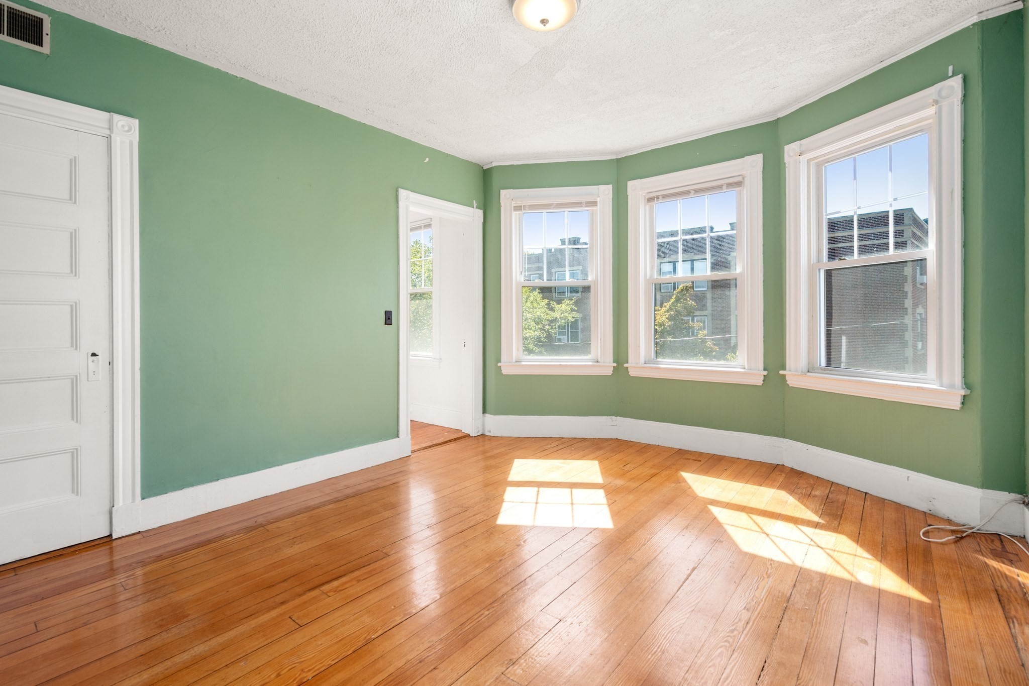 83 Francis St # 5