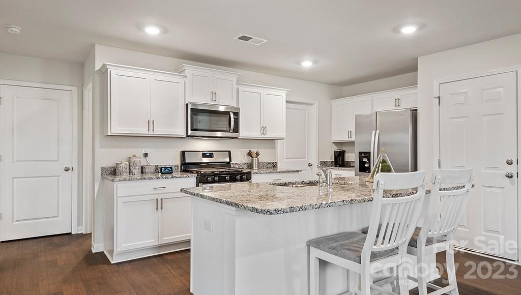 2212 Lilium Drive