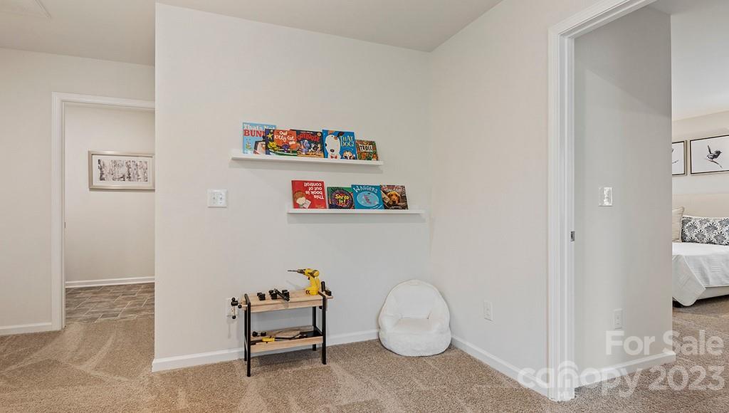 2212 Lilium Drive