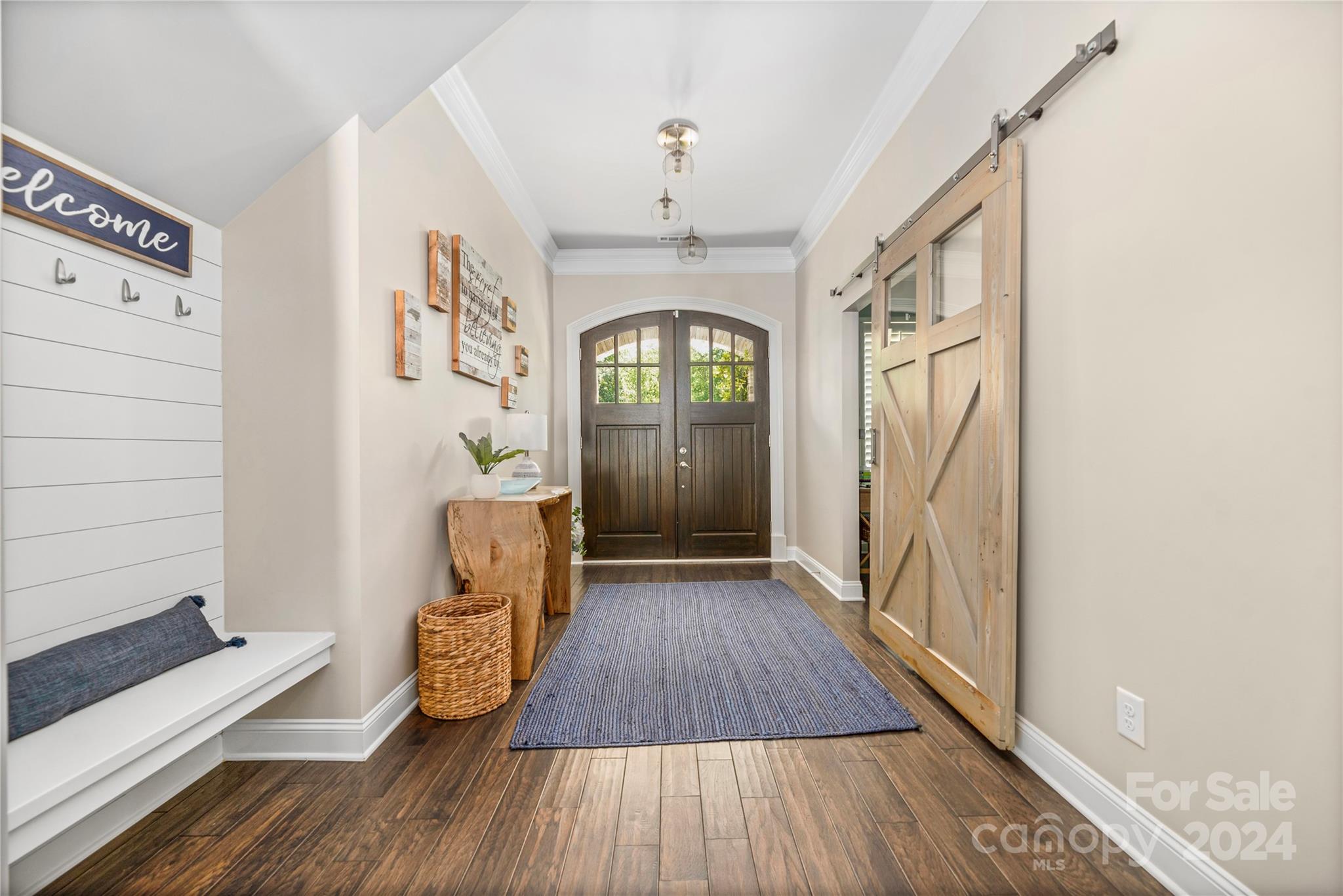 121 Leeward Shoals Lane