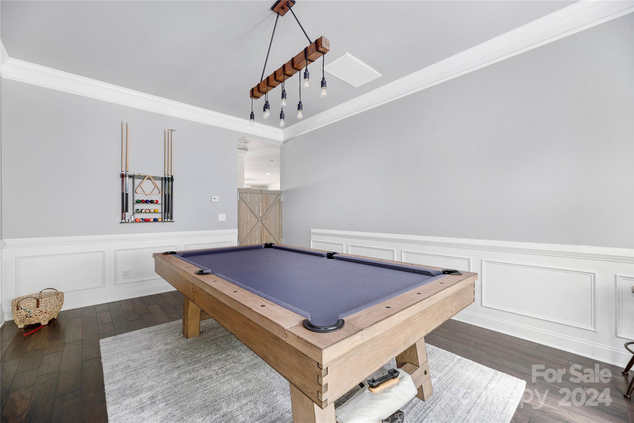 121 Leeward Shoals Lane