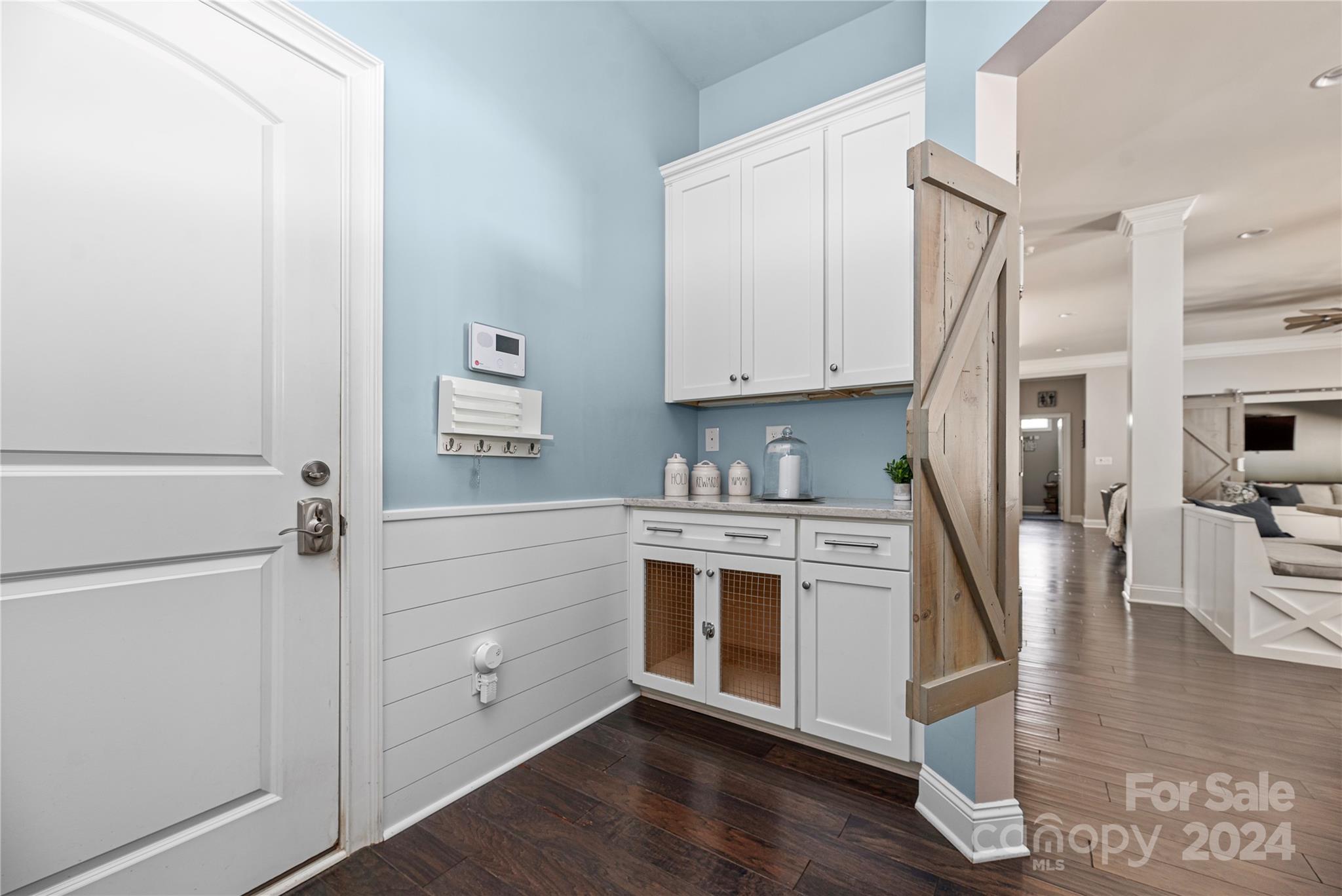 121 Leeward Shoals Lane