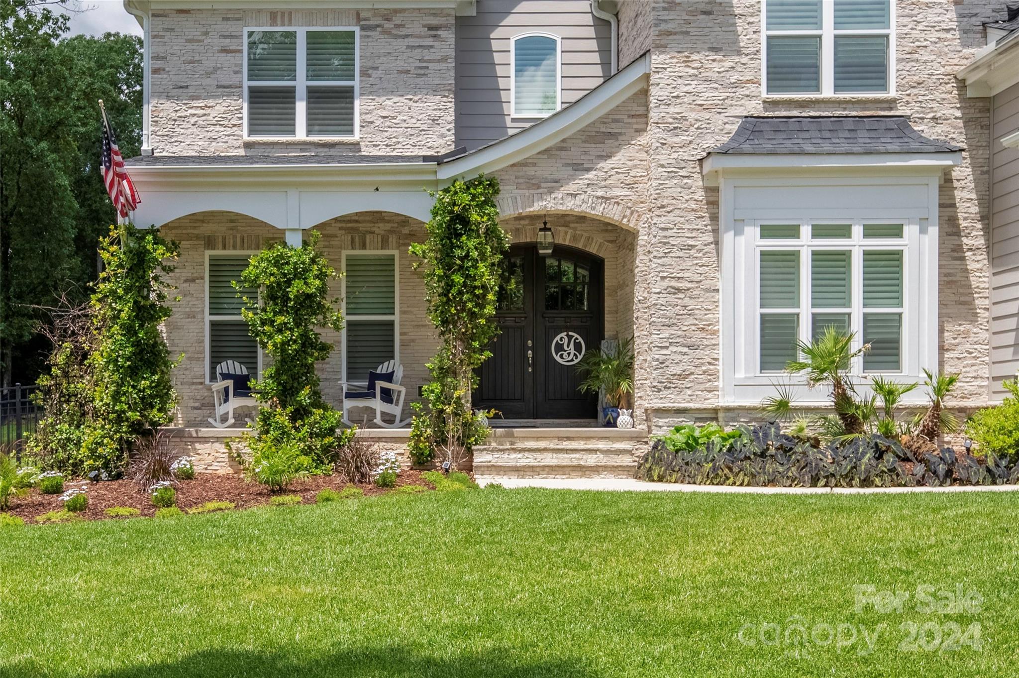 121 Leeward Shoals Lane