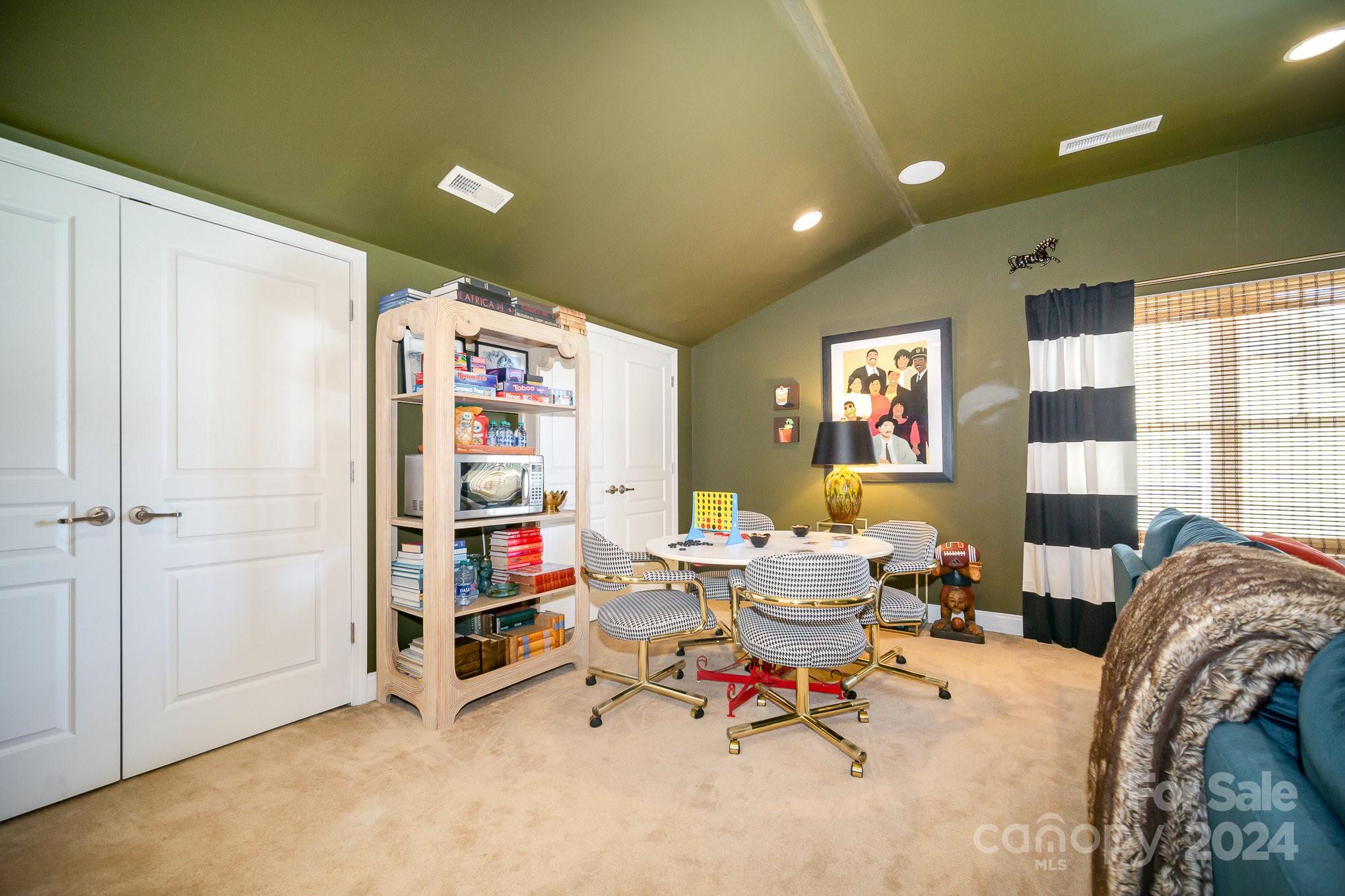 7010 Magna Lane