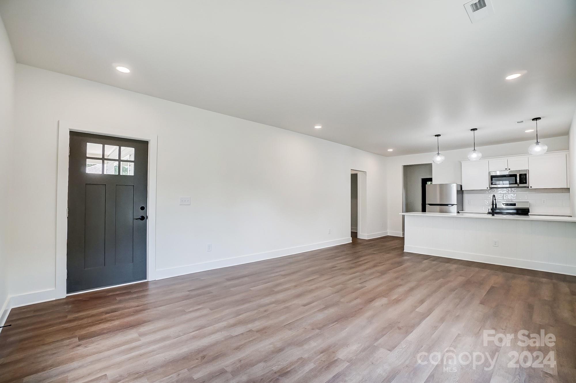 2501 Milton Avenue