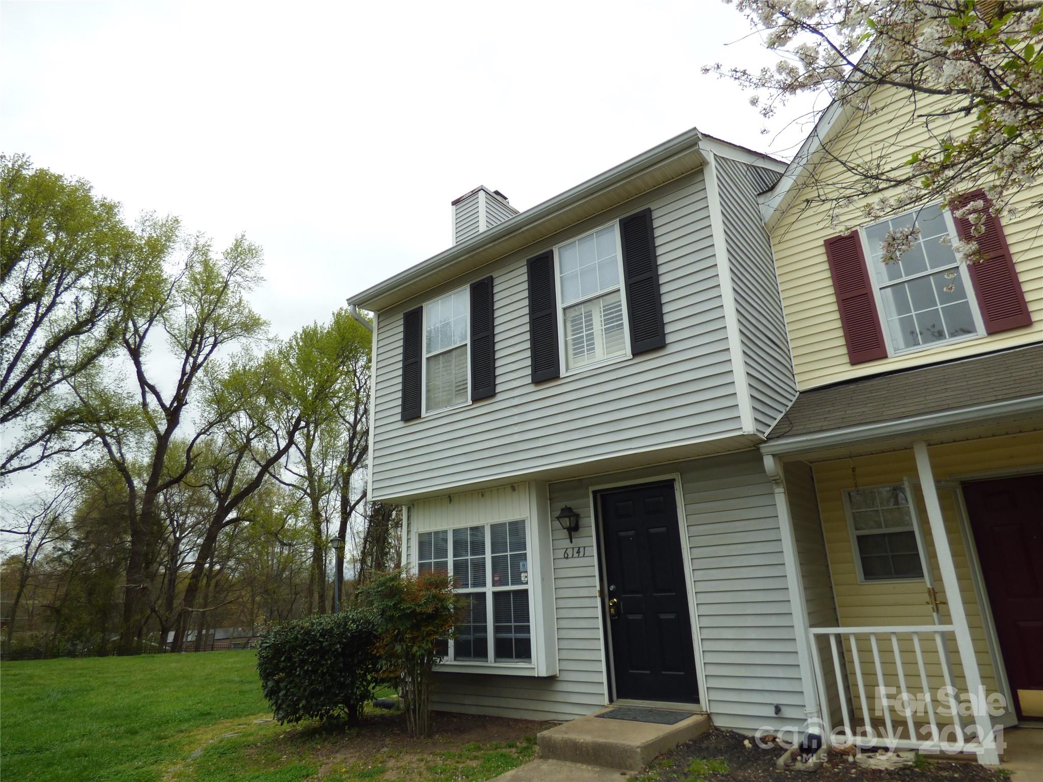 6141 Windsor Gate Lane