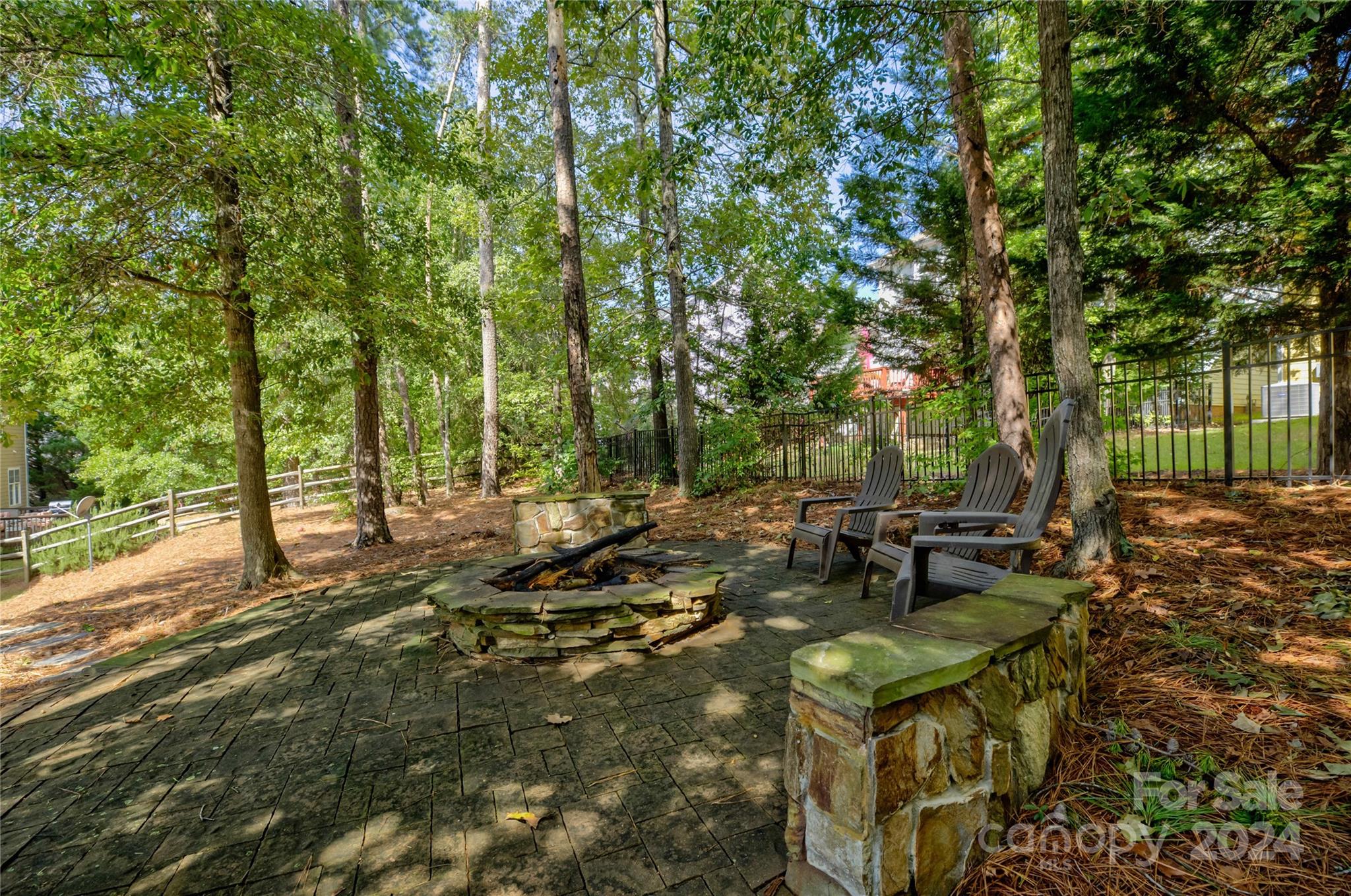 14221 Grand Traverse Drive